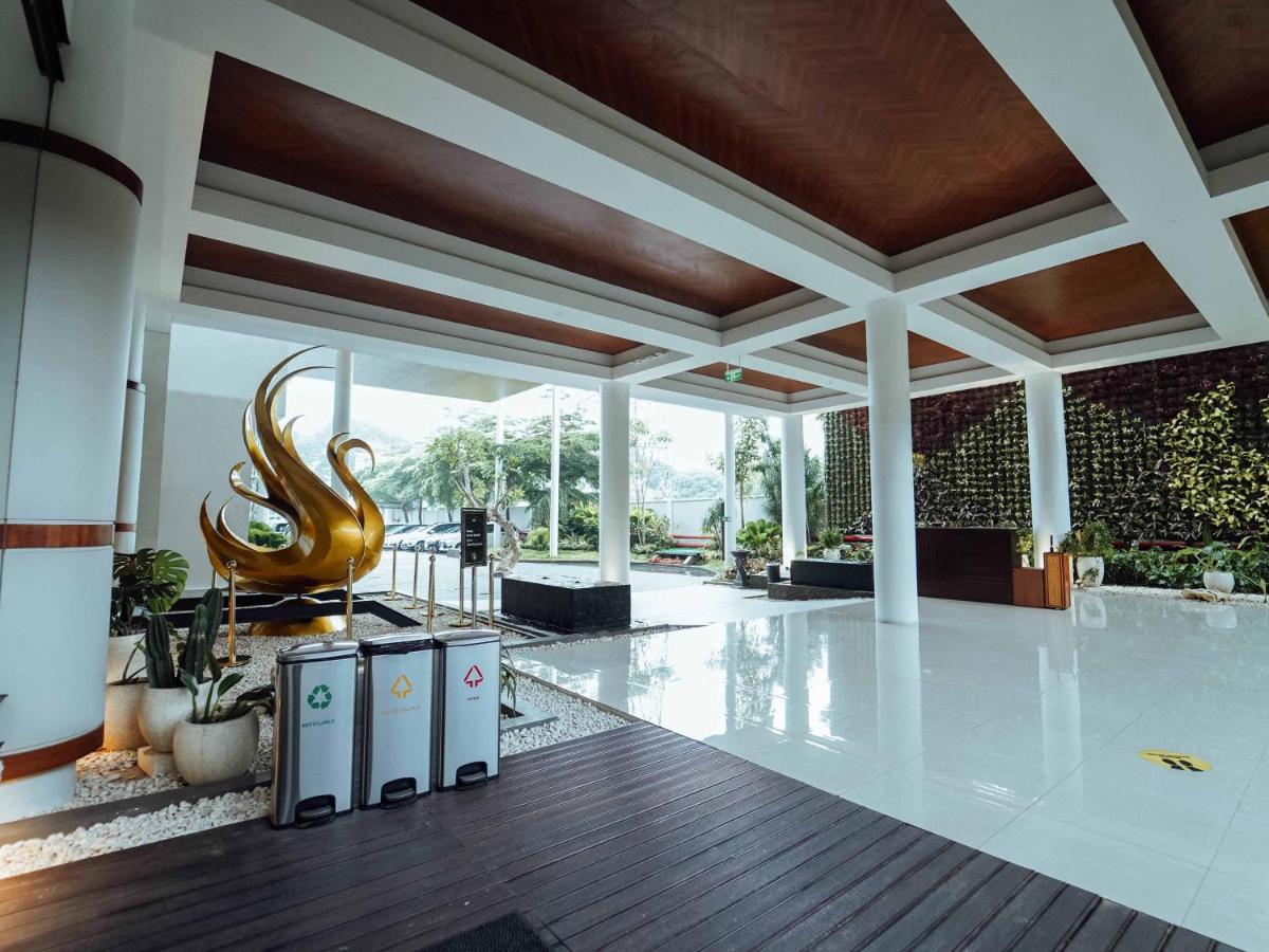เรย์ Umm โฮเทล มาลัง Hotel มะลัง ภายนอก รูปภาพ