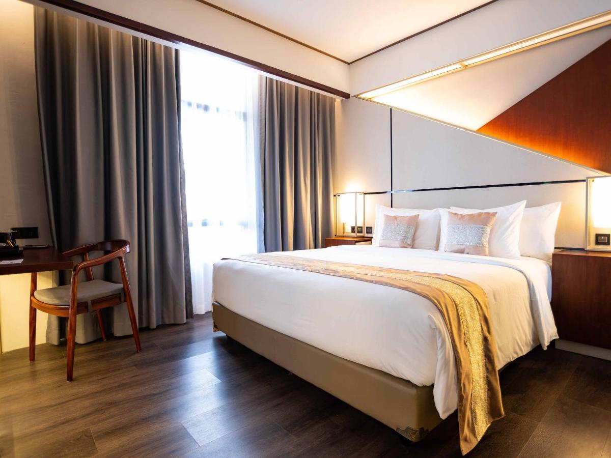 เรย์ Umm โฮเทล มาลัง Hotel มะลัง ภายนอก รูปภาพ