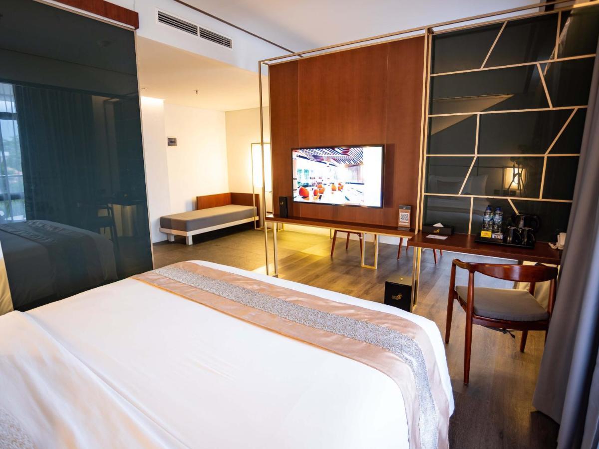 เรย์ Umm โฮเทล มาลัง Hotel มะลัง ภายนอก รูปภาพ
